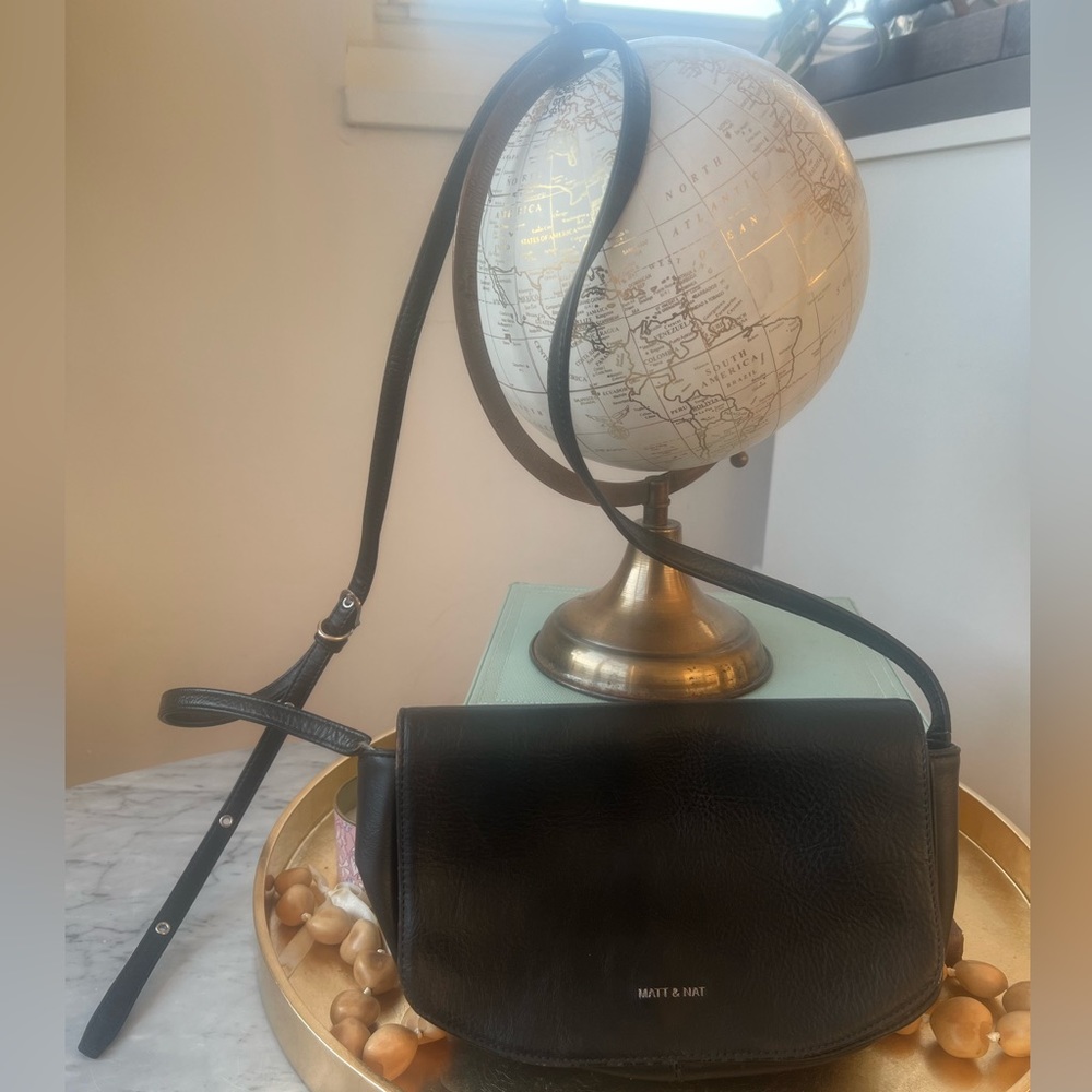 {Matt & Nat} black crossbody bag